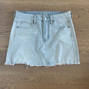 American eagle jean skirt size 4
